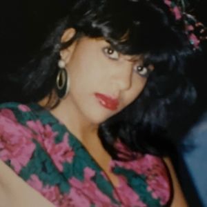 Meet your Posher, Posh